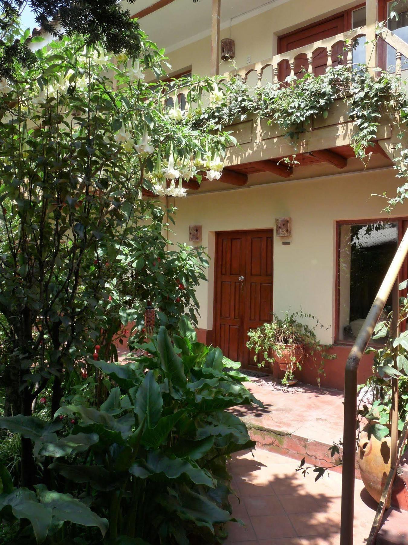 كوسكو Kukuli Lodge B&B المظهر الخارجي الصورة